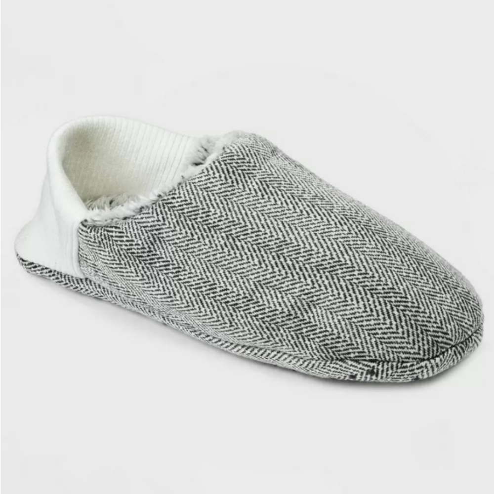 New! Wondershop Fleece Lined Pull-On Slippers with Huggable Heel & Grippers